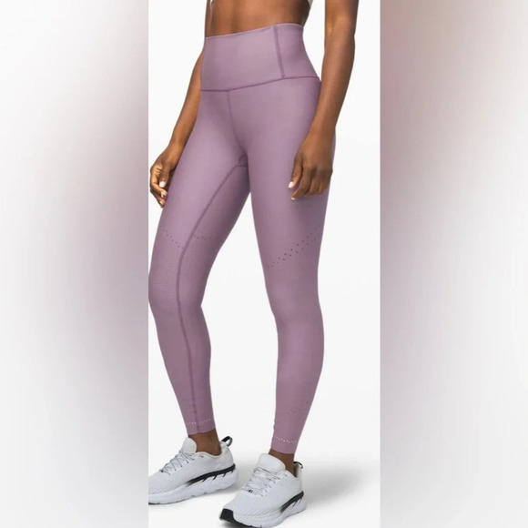 Lululemon zone in crop leggings frosted mulberry - Picture 2 of 8